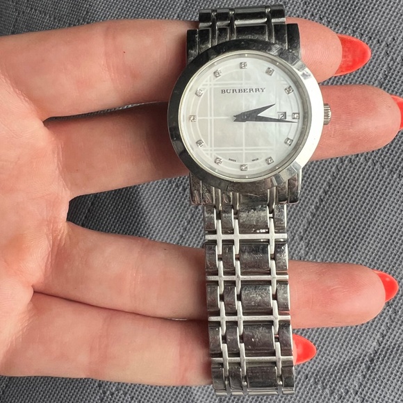 Burberry Watch with Diamonds - Picture 1 of 2